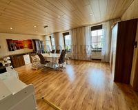 großes Esszimmer 