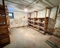 Vorratsraum im Keller